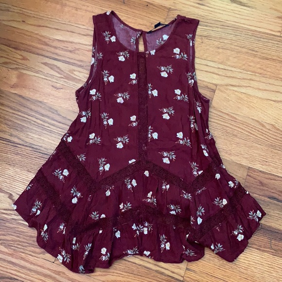 American Eagle Outfitters Tops - American Eagle Outfitters Floral Peplum top